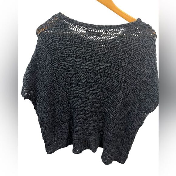 Abercrombie knit crochet sweater - Picture 2 of 3